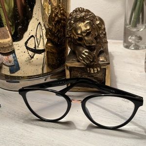 Quay Rumours Australia blue light blocking fashion glasses used